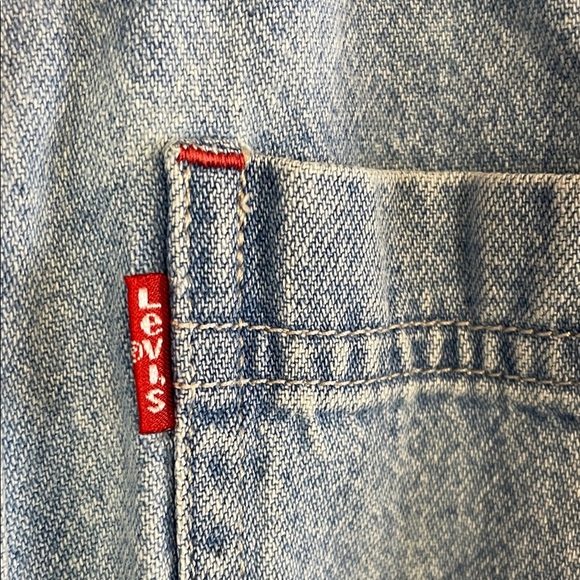 Levi’s Kids Denim Button Down Shirt – Light Wash Western Style Size 7 - Picture 4 of 15